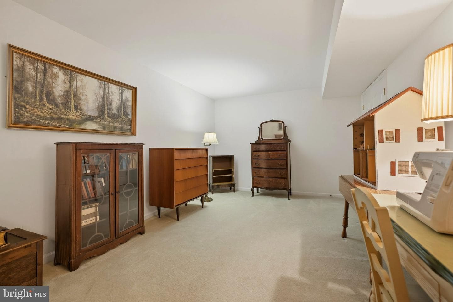 9 Linden Court photo 40