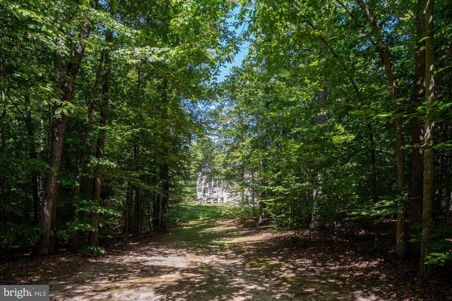 425 Wakerobin Drive photo 104