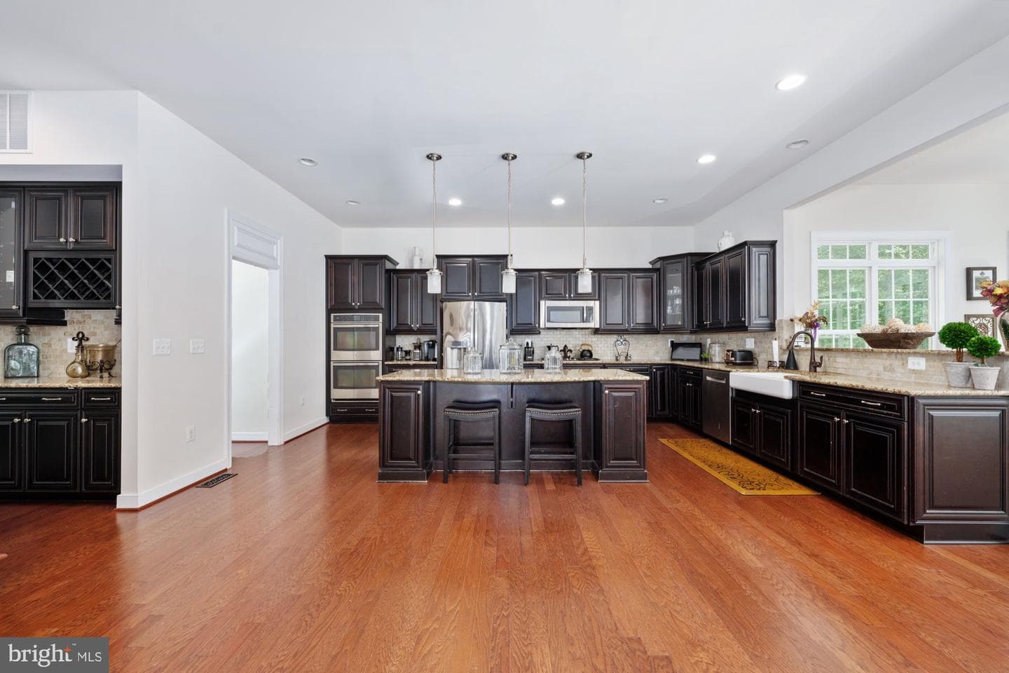 425 Wakerobin Drive photo 33