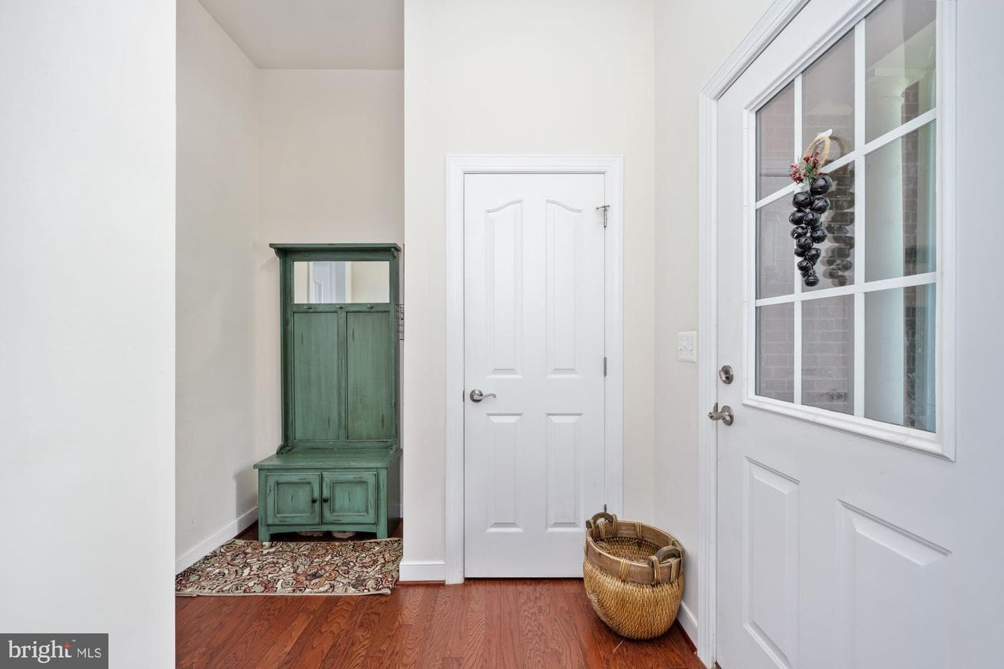 425 Wakerobin Drive photo 45