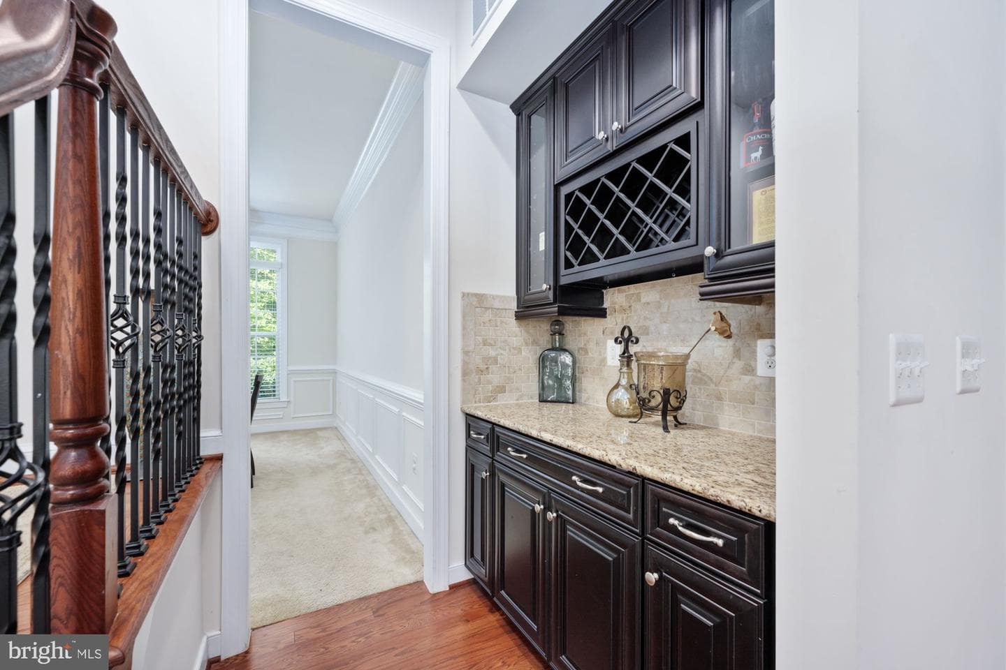 425 Wakerobin Drive photo 47