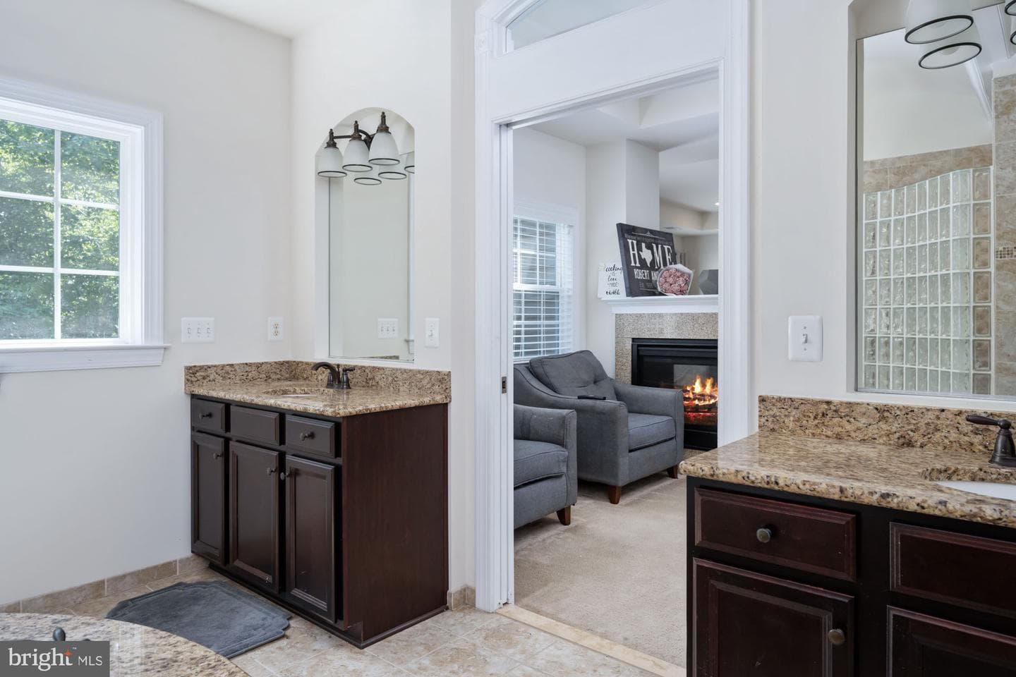 425 Wakerobin Drive photo 59