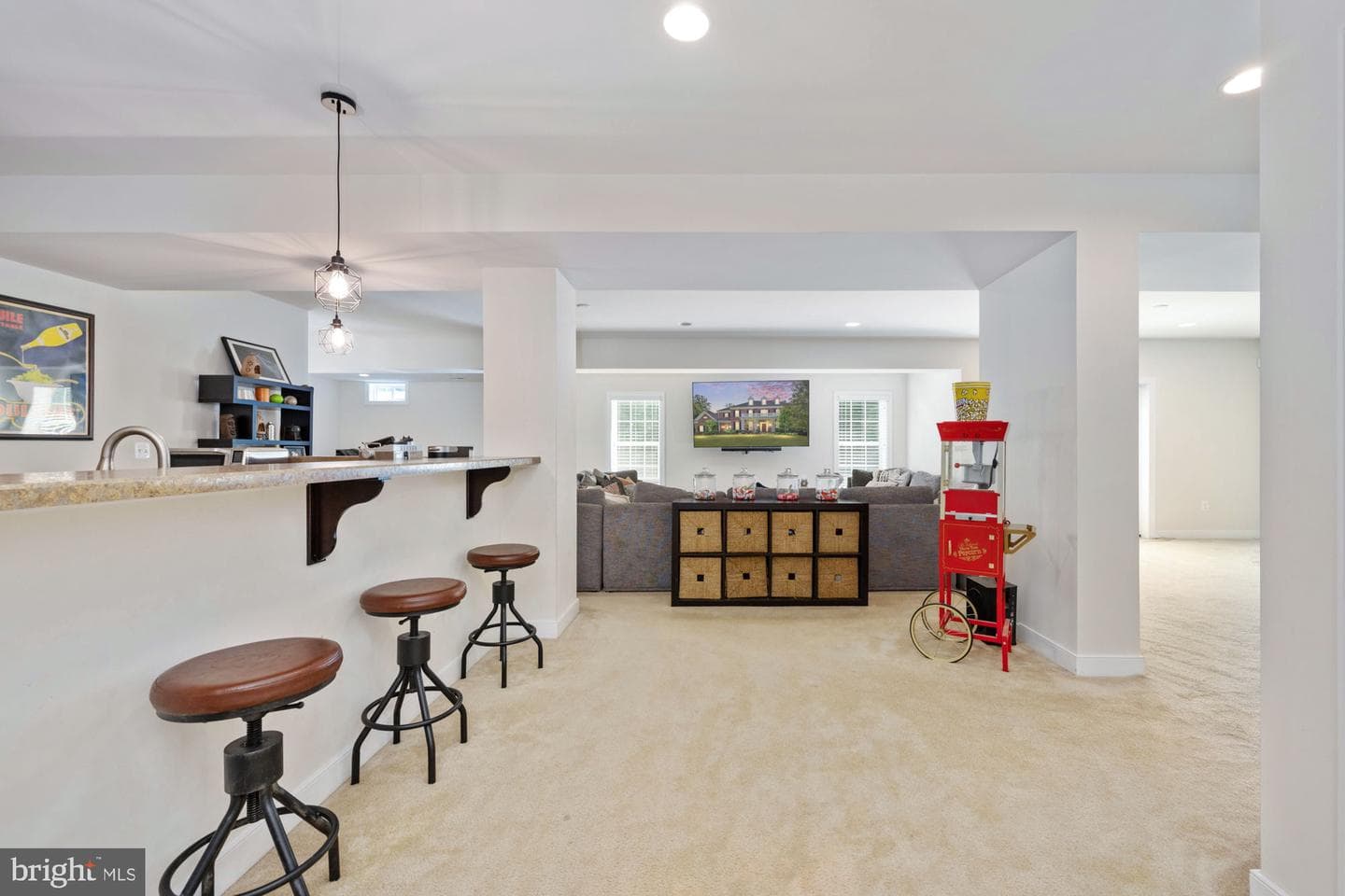 425 Wakerobin Drive photo 75