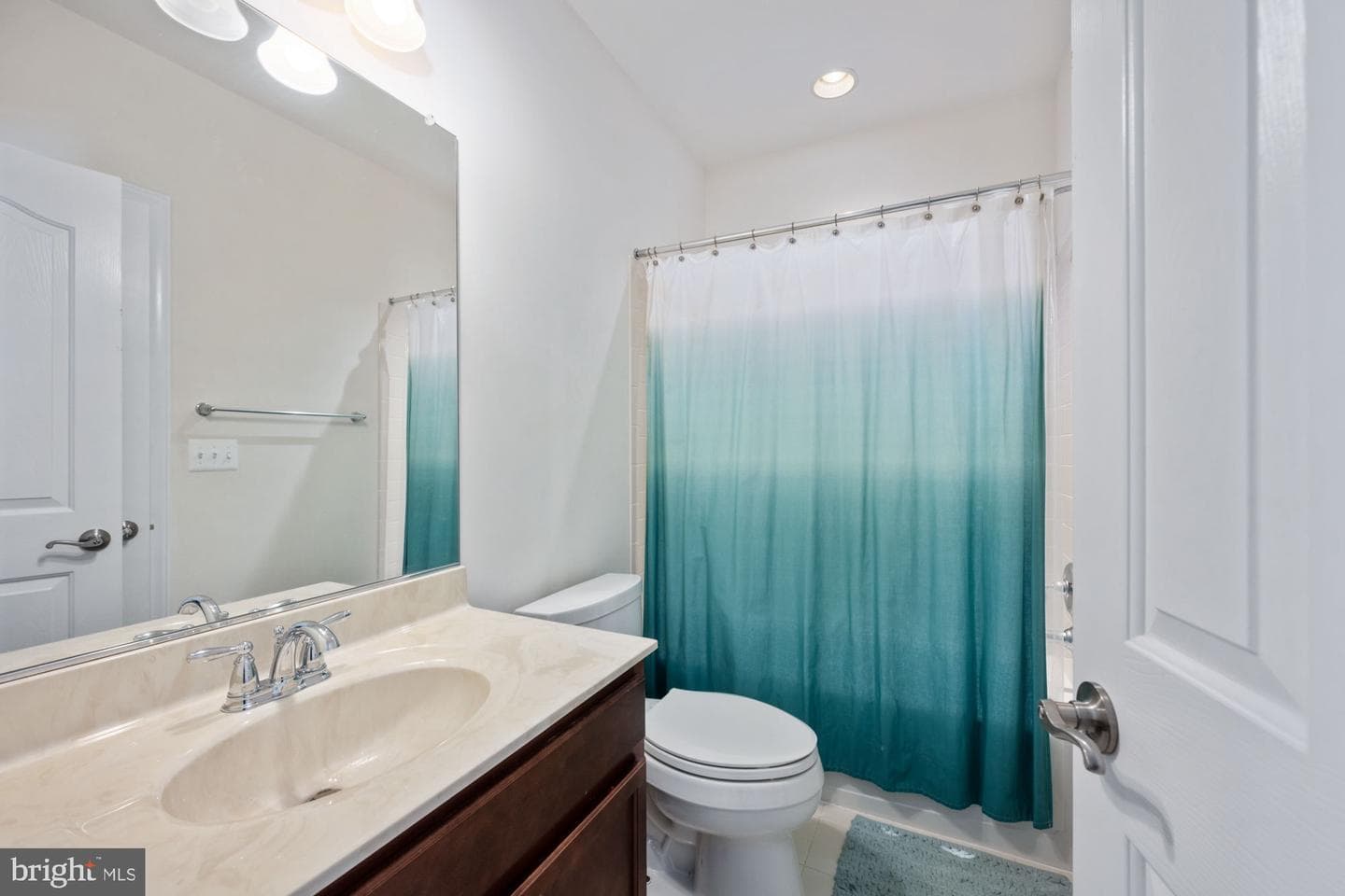 425 Wakerobin Drive photo 81