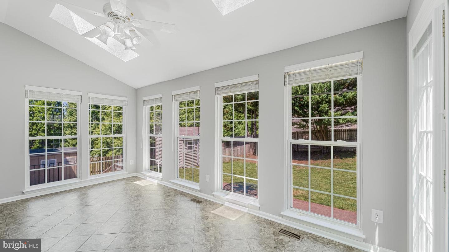 153 Basalt Drive photo 16