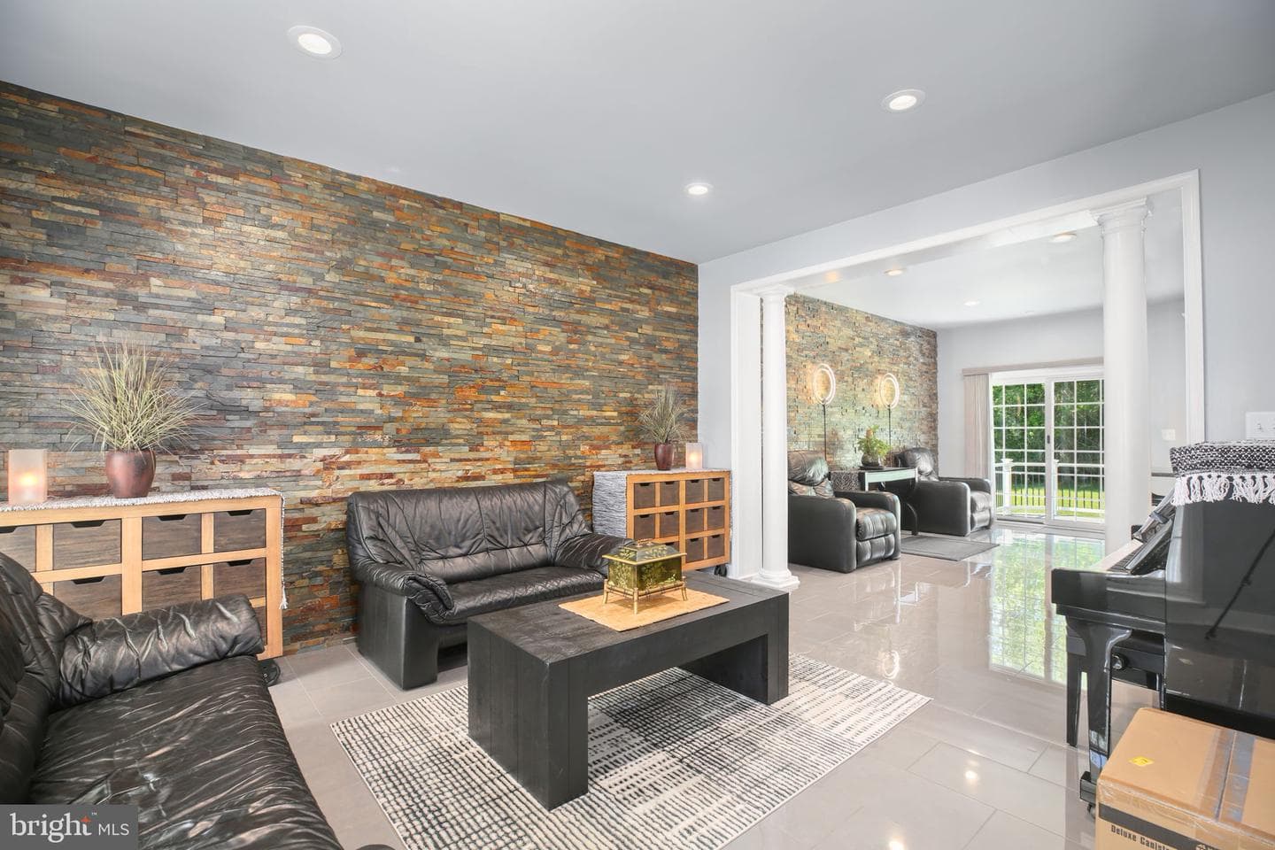 8 Country Manor Drive photo 10
