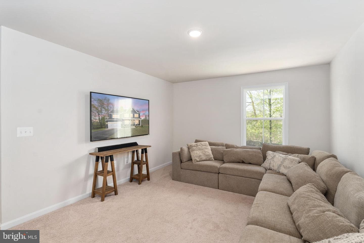 191 Moffett Lane photo 38