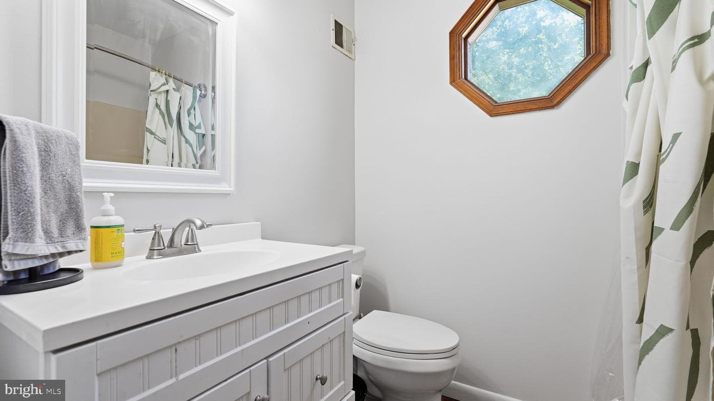 21 Kelly Way photo 33