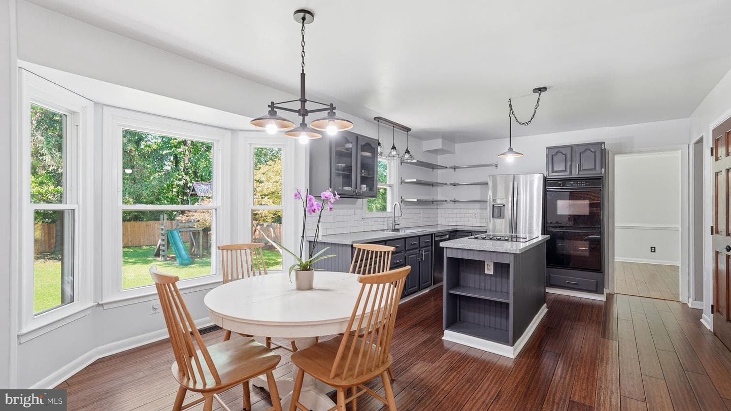 21 Kelly Way photo 8