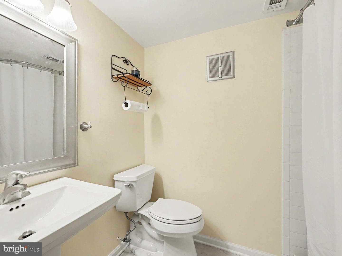213 Mast Cove photo 31