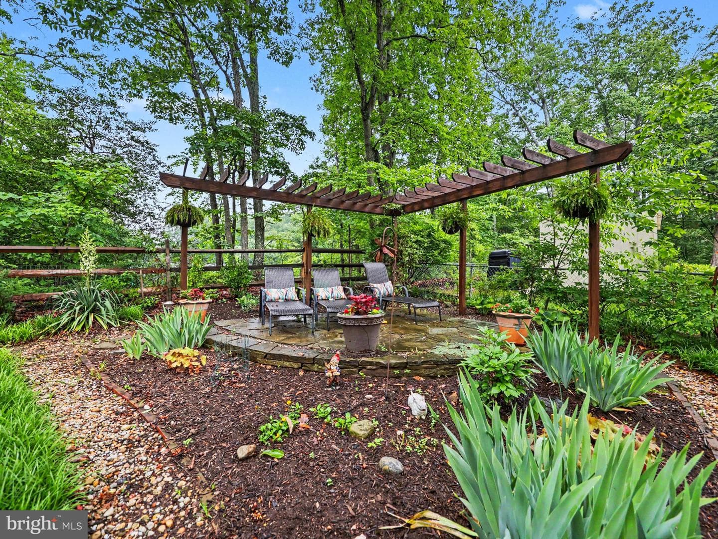 213 Mast Cove photo 34