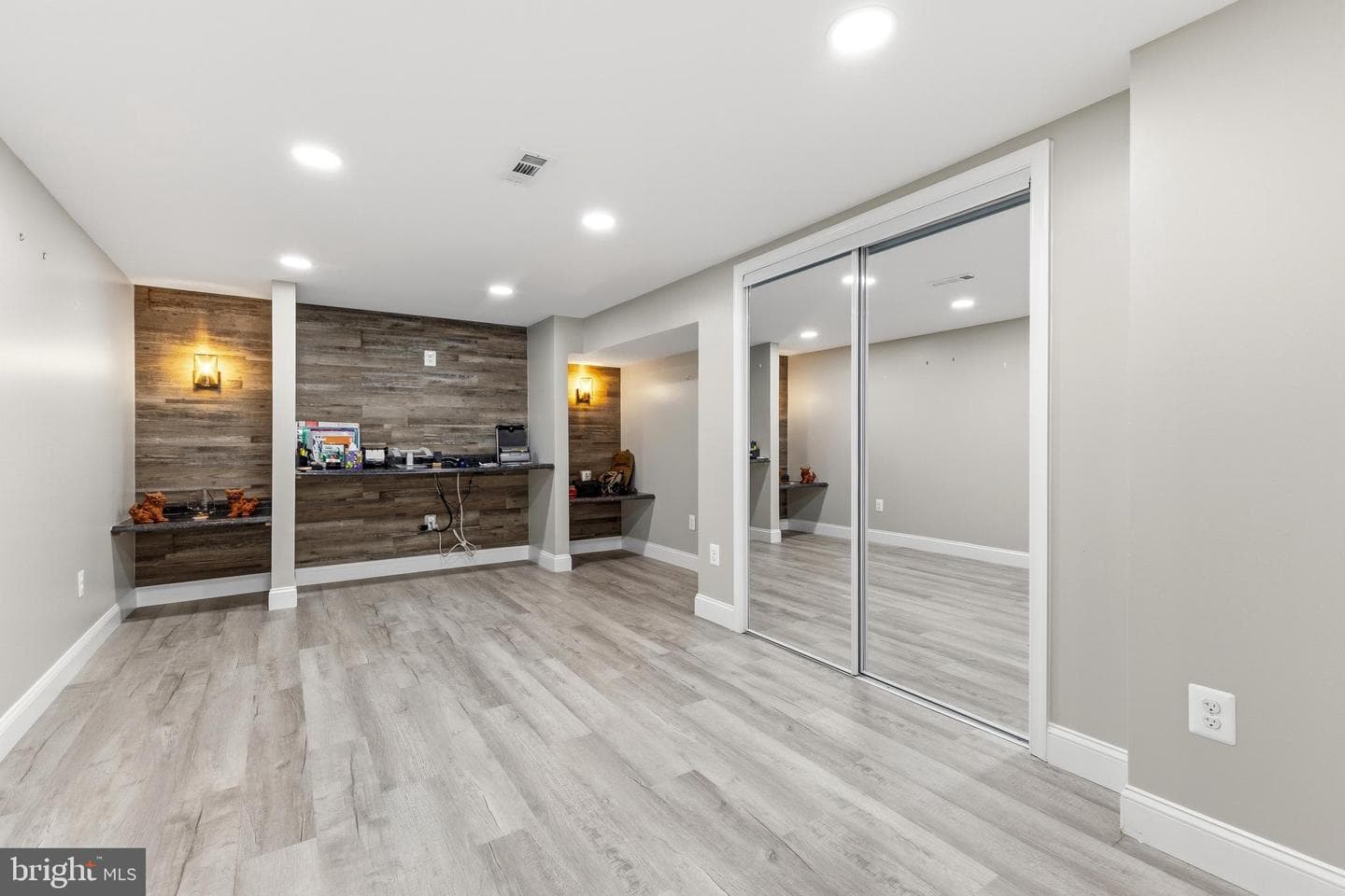 68 Brush Everard Court photo 53