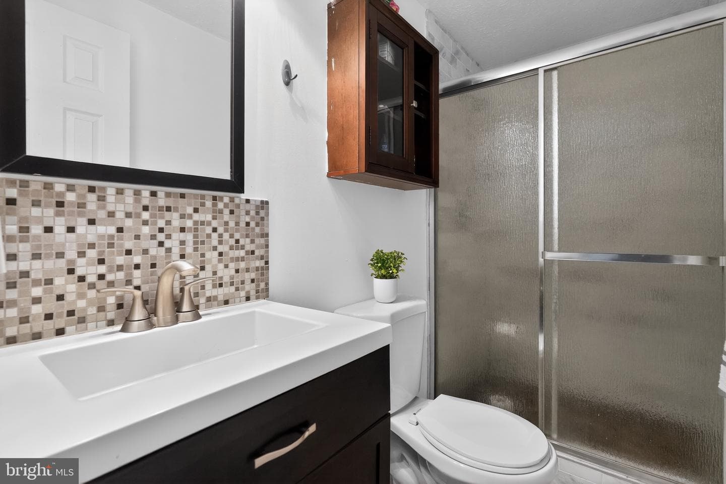 124 Candlestick Drive photo 18