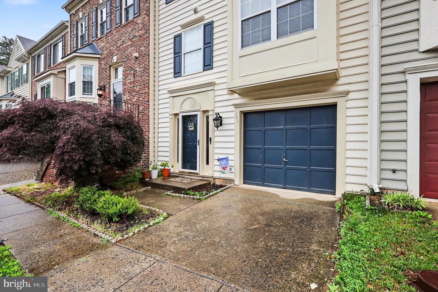 111 W Park Drive photo 3