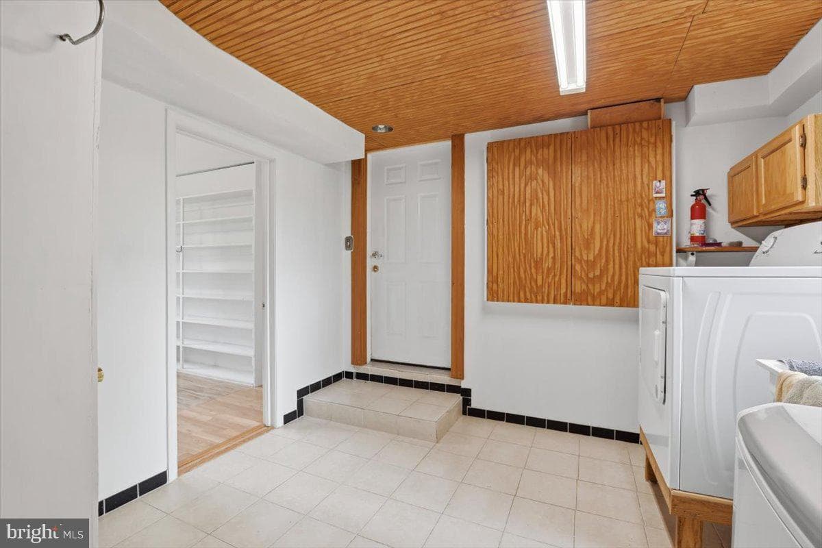1022 Lakeview Drive photo 42