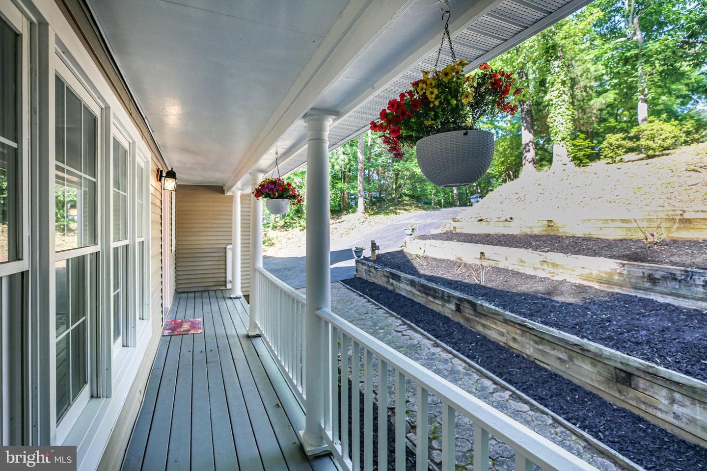 302 Commodore Cove photo 3