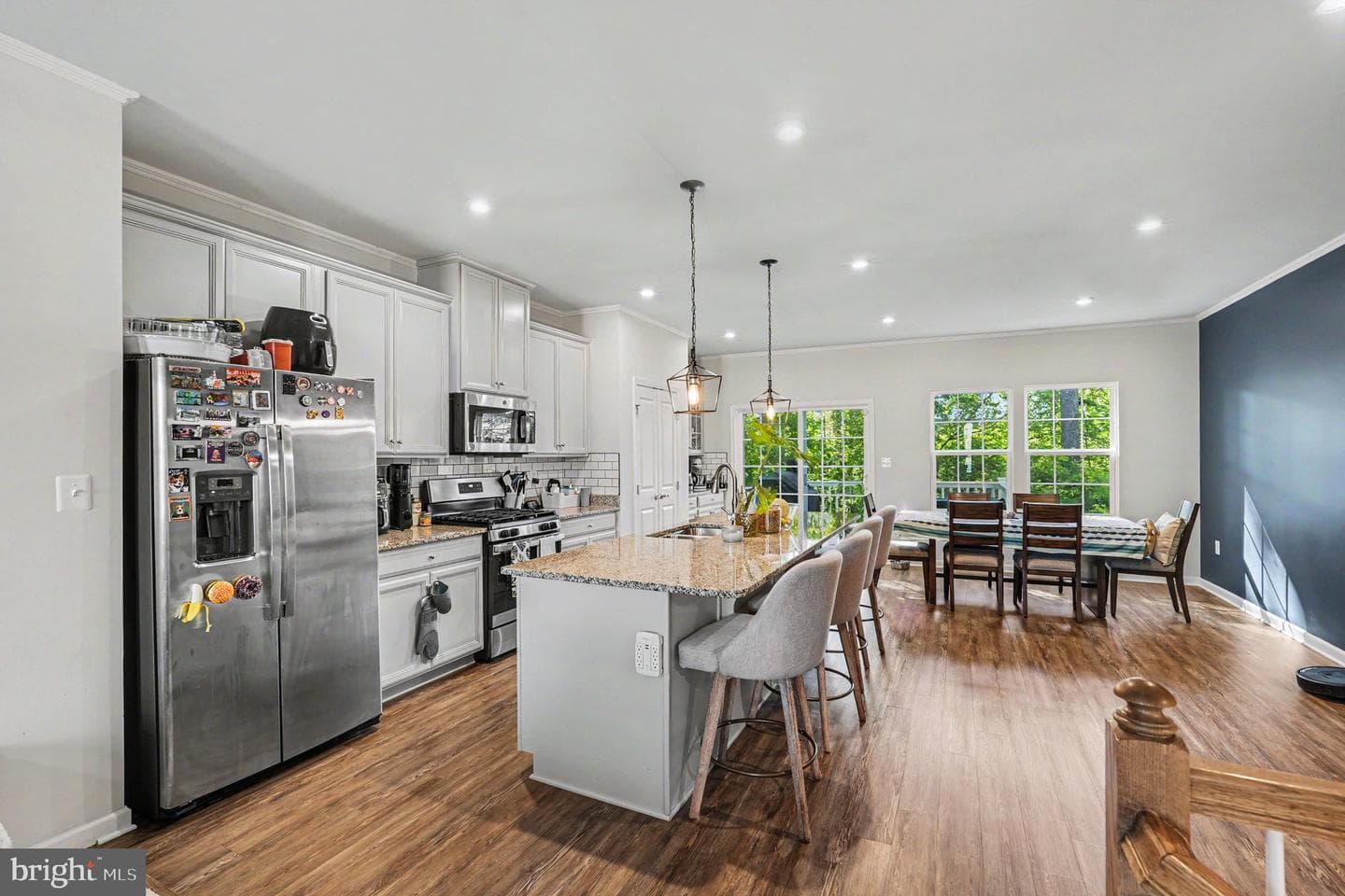 606 Landing Drive photo 9