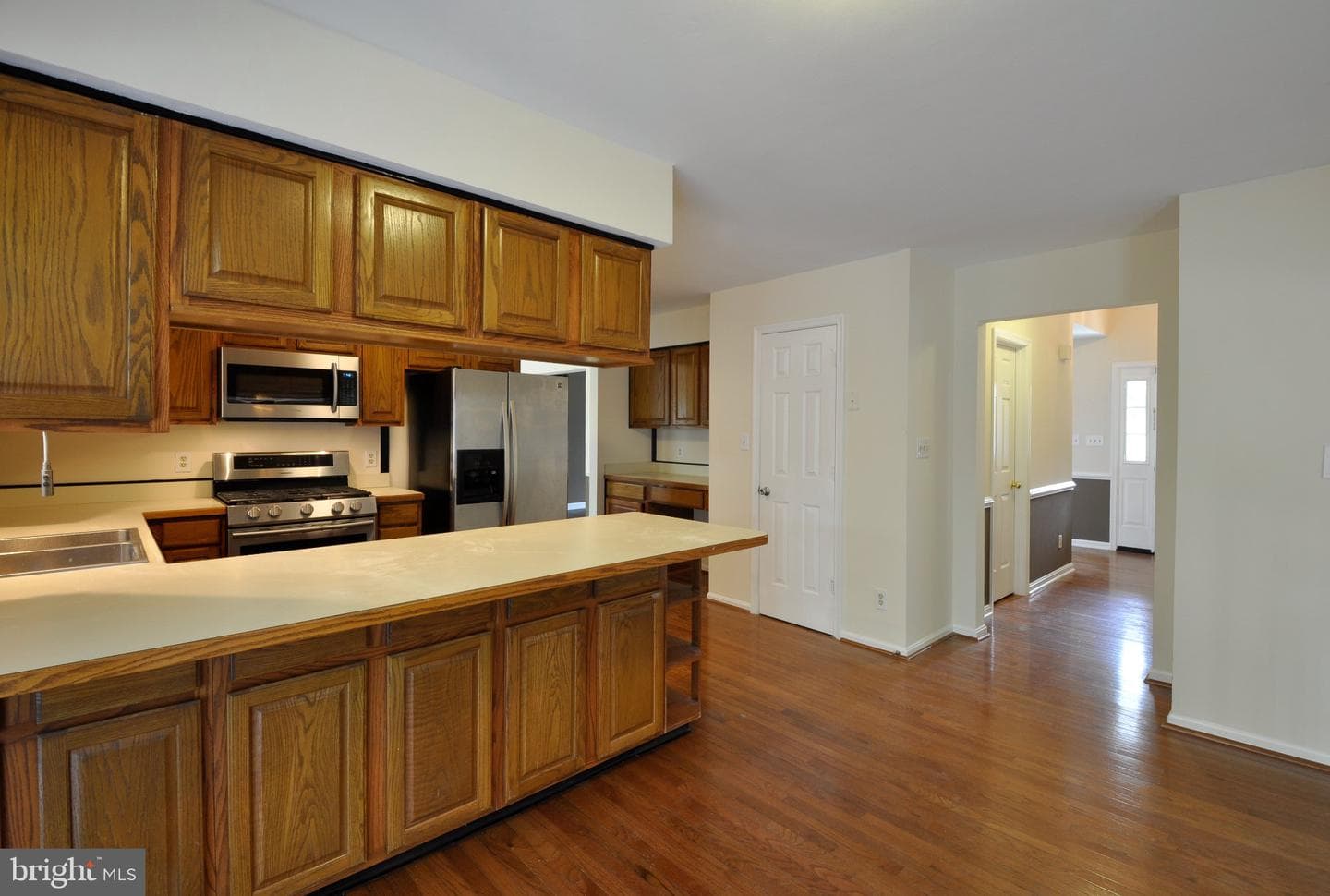 17 Sydney Lane photo 19