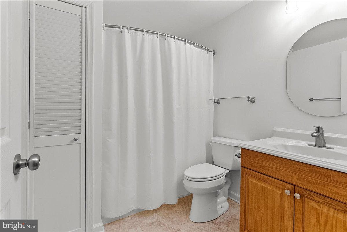 53 Hamstead Road photo 36