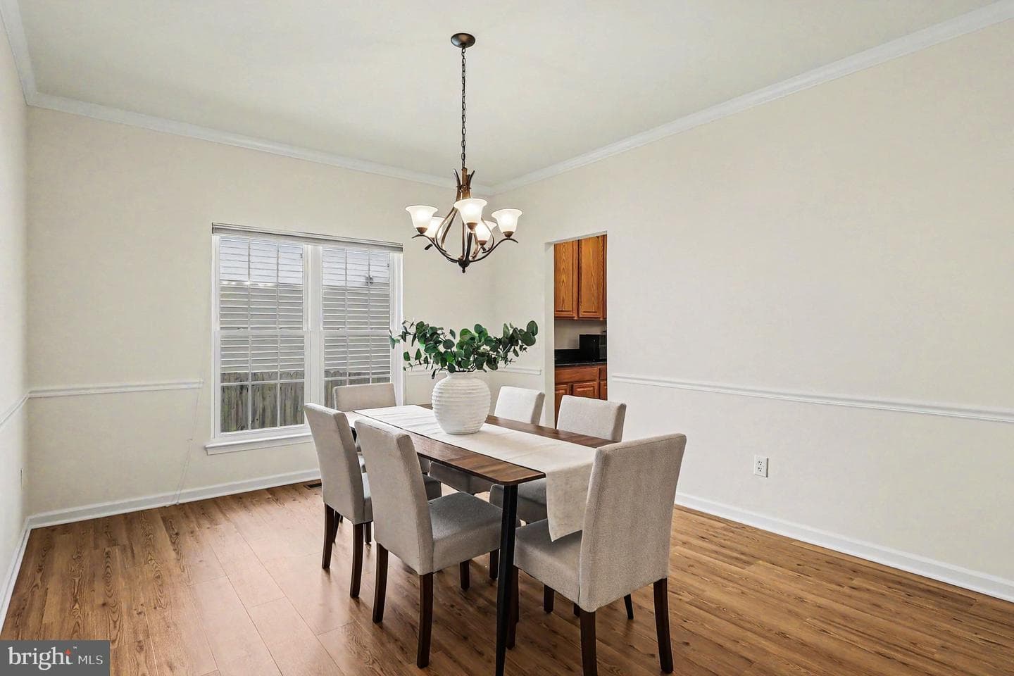 48 Newbury Drive photo 7