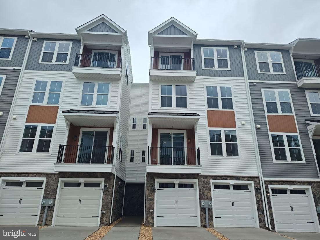 79 Valerian Loop #1, Stafford