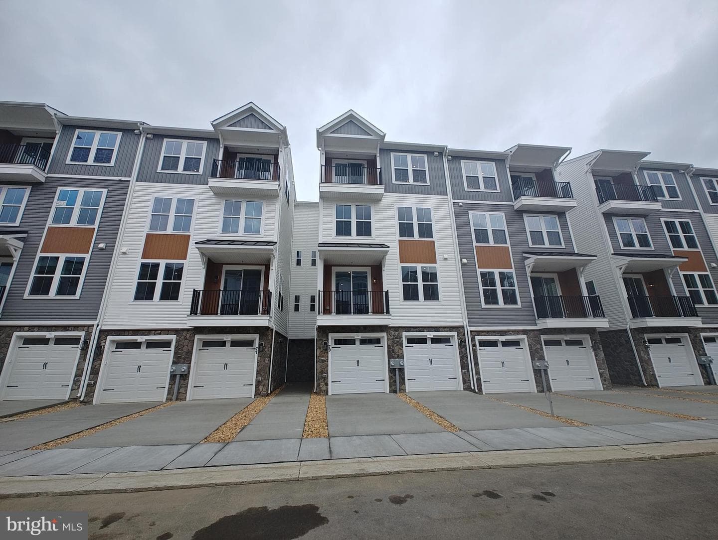 79 Valerian Loop #1 photo 3