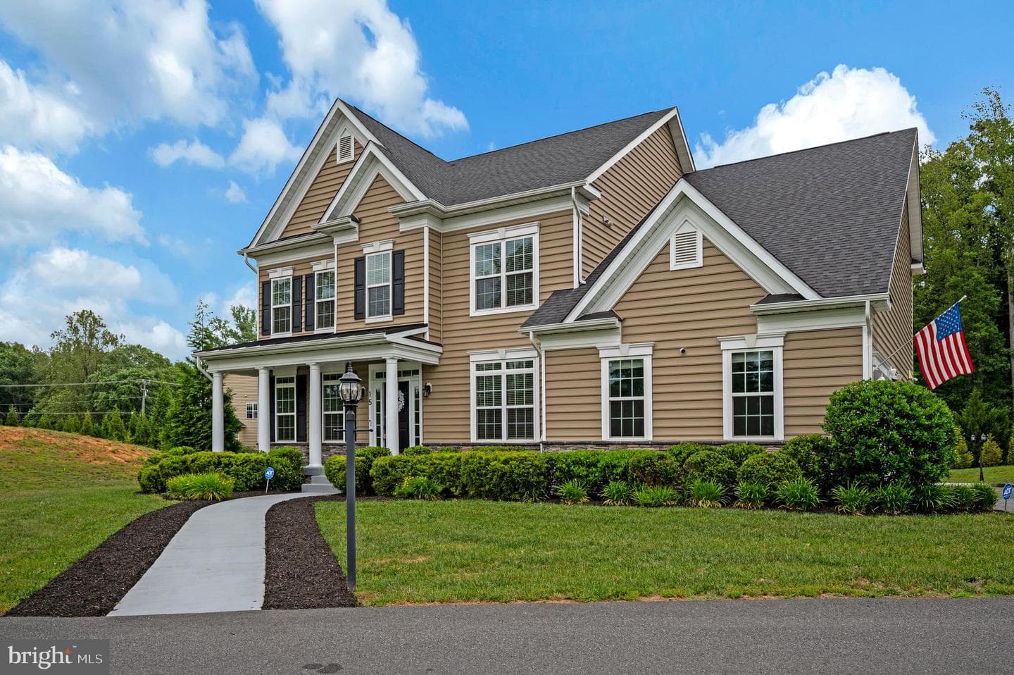 15 Sweet William Drive photo 3