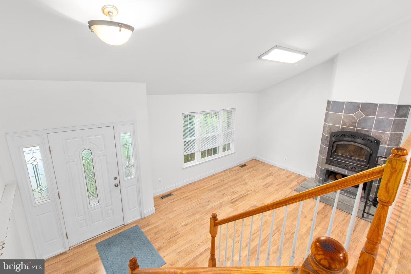 53 Bloomington Lane photo 13
