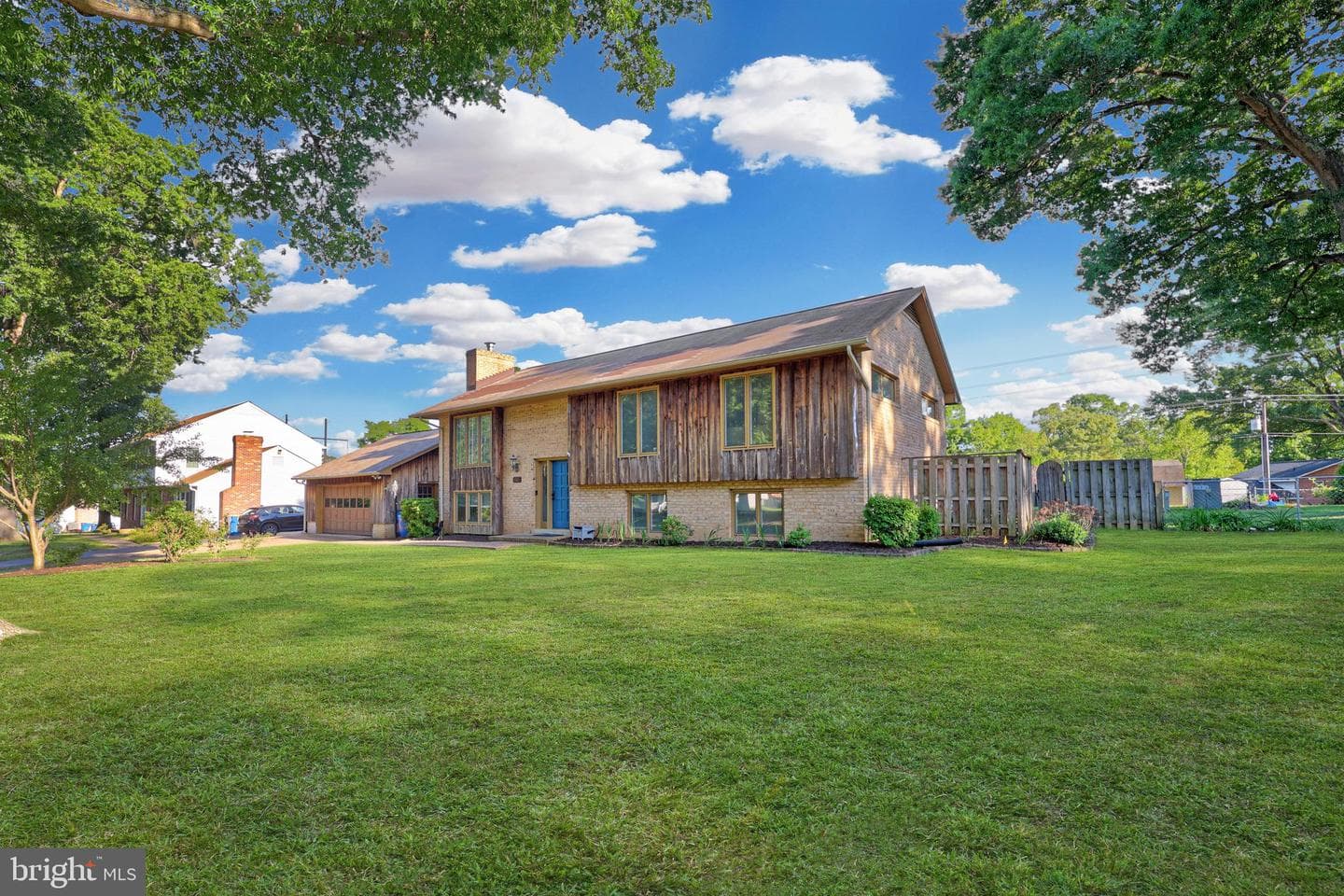 602 Galveston Road photo 4
