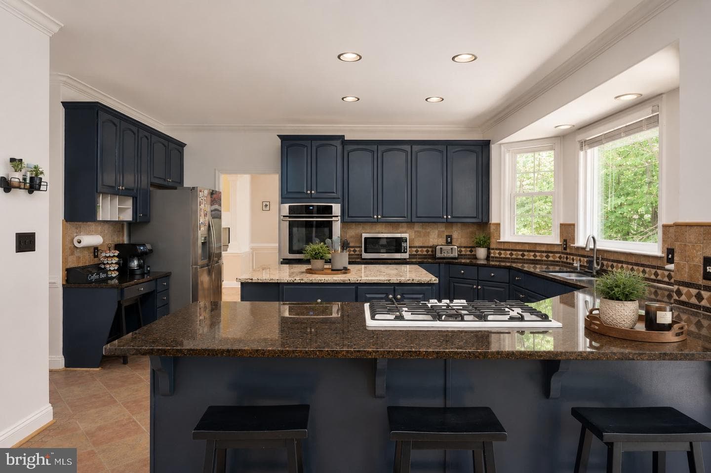 36 Crestwood Lane photo 6