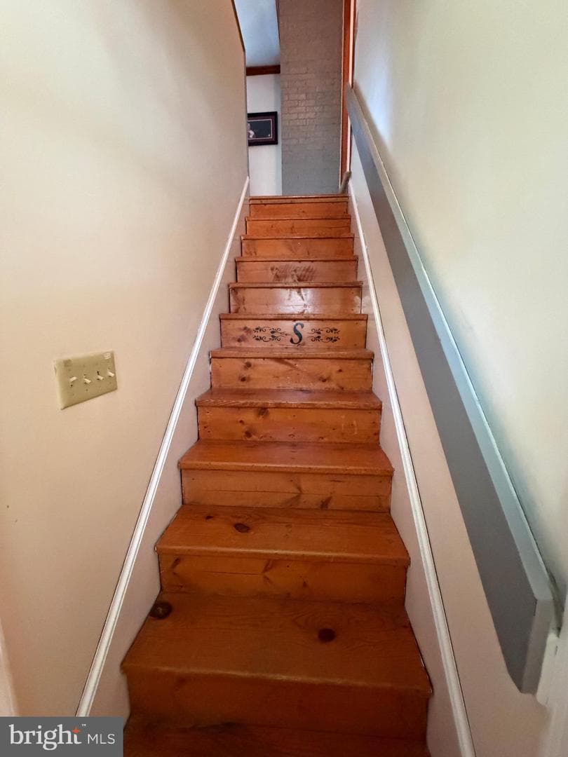 24 Braddock Drive photo 33