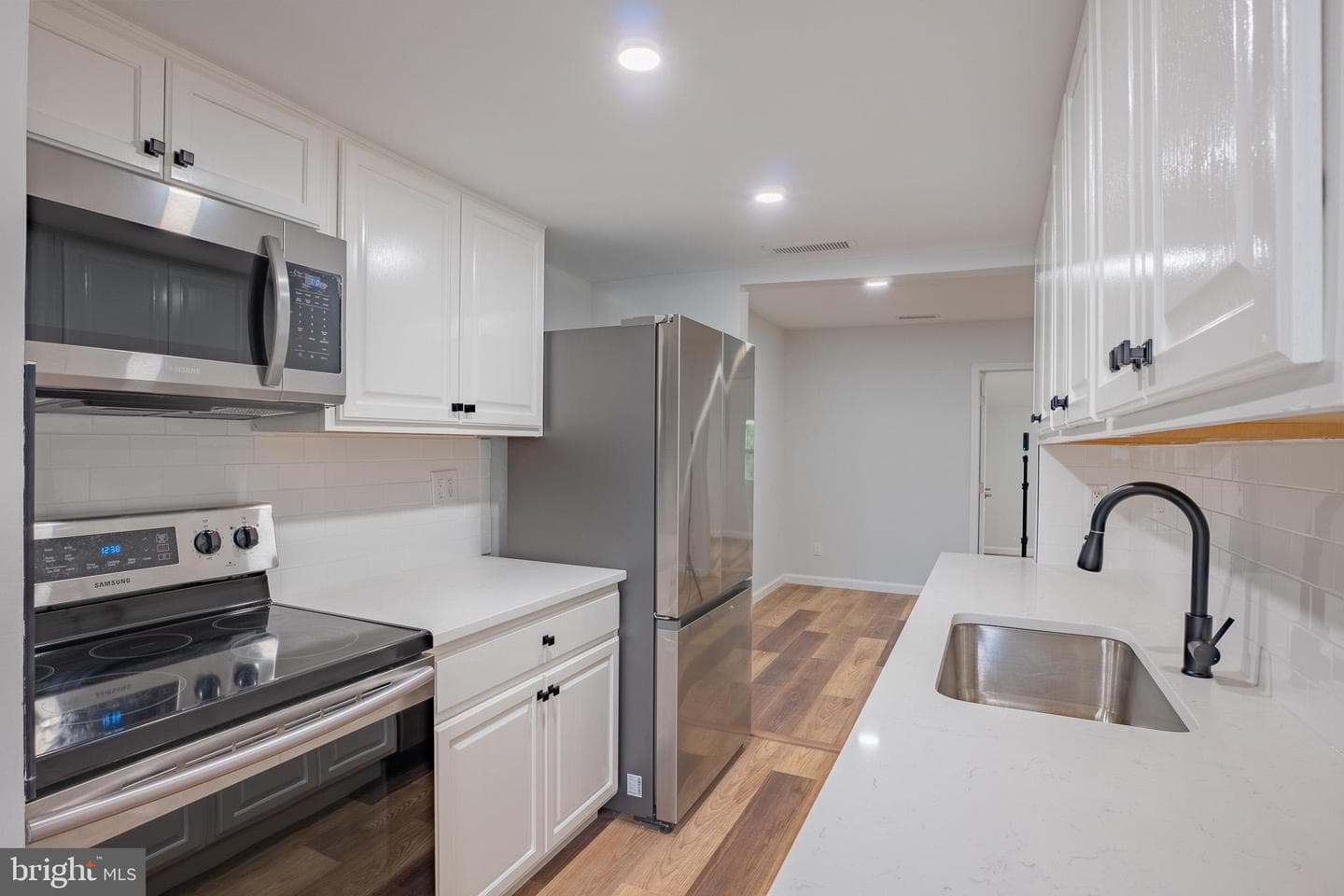 110 Oak Dr, Stafford