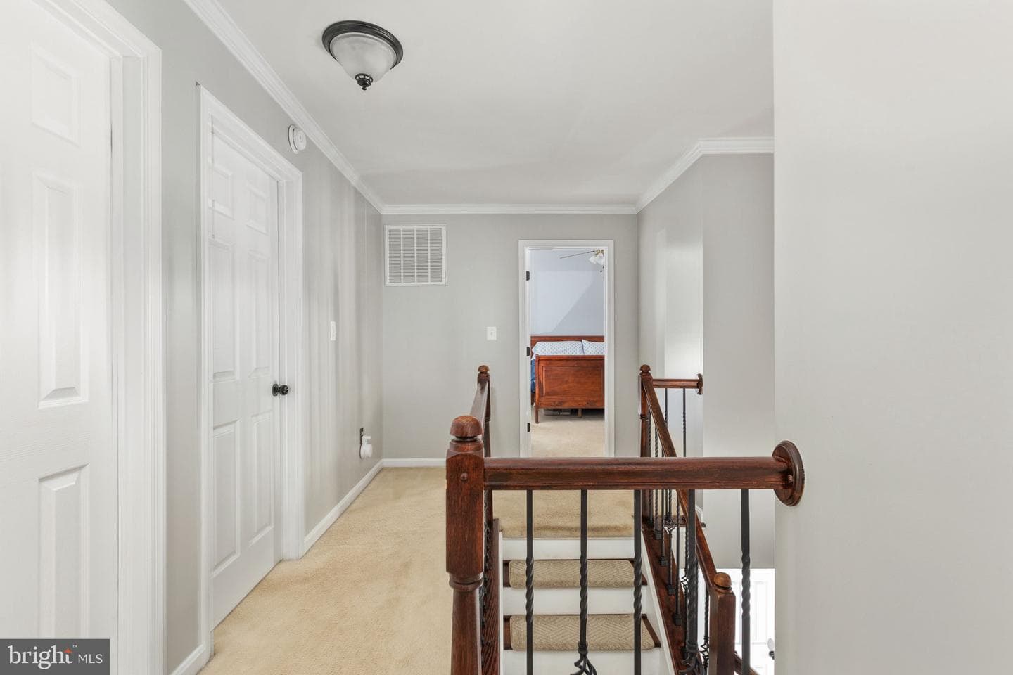 21 Saint Marks Court photo 54