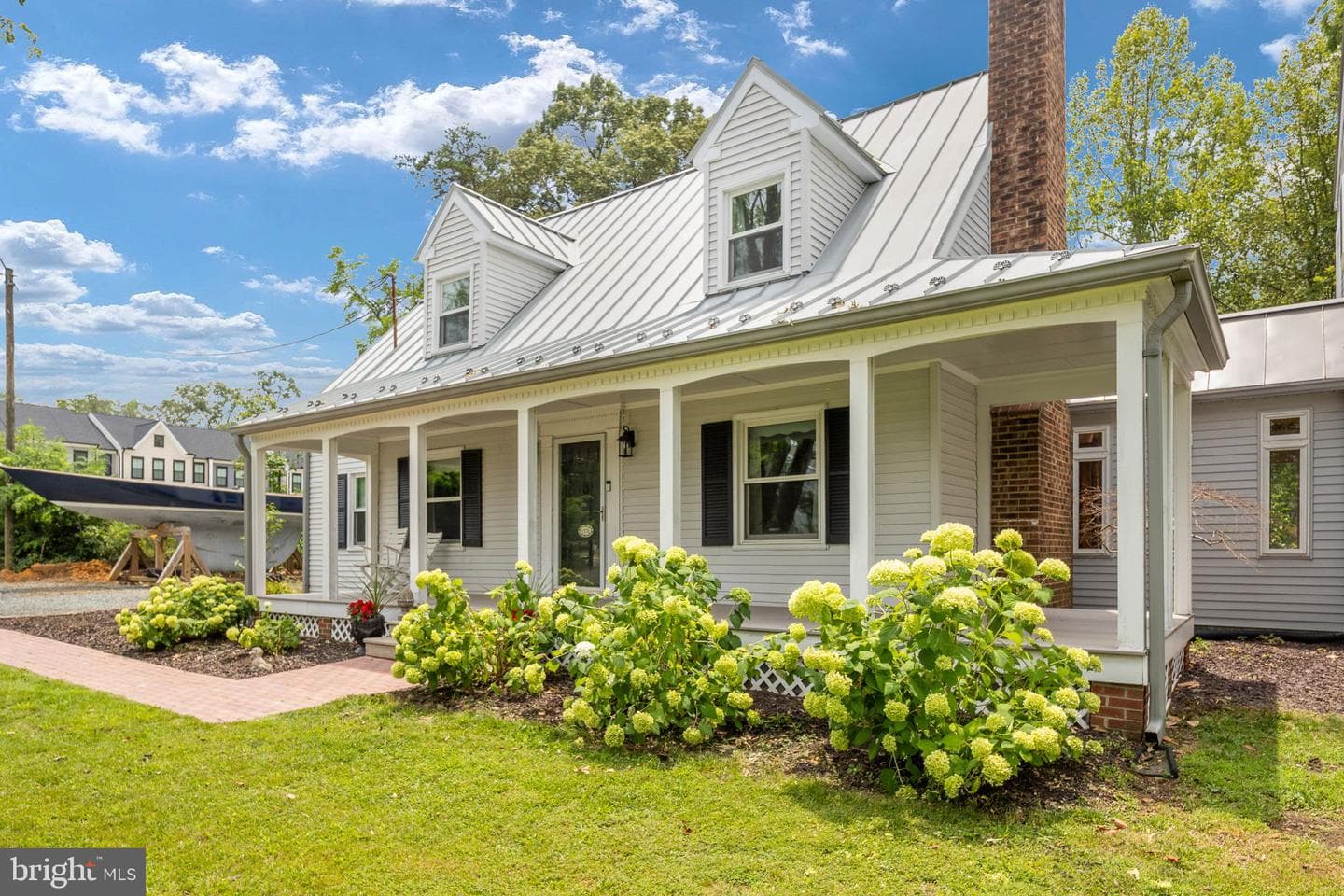 1372 Courthouse Road photo 6