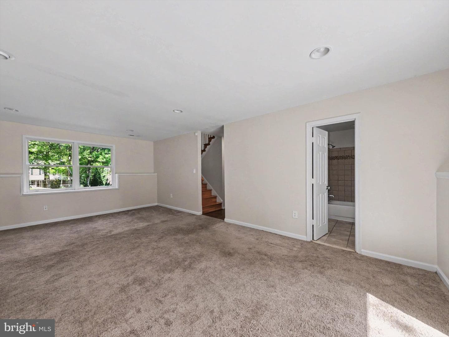 8 B Vue Avenue photo 19