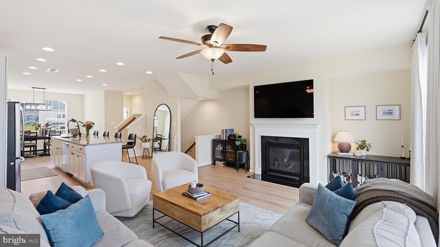 438 Boxelder Drive #103 photo 14