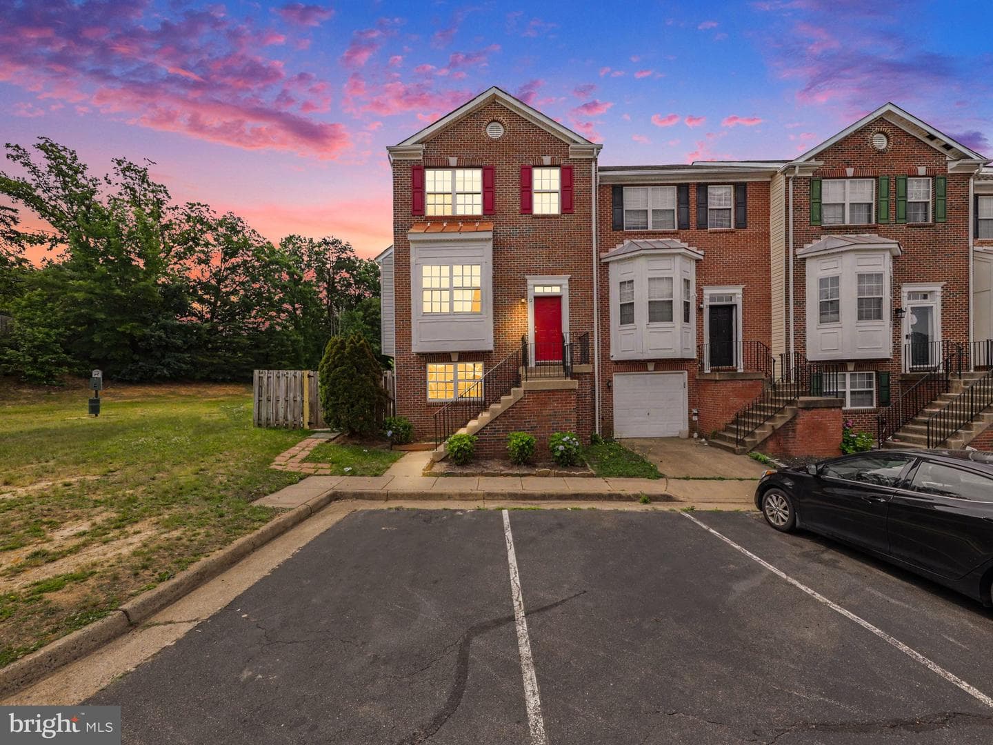 12 Townes Place photo 1