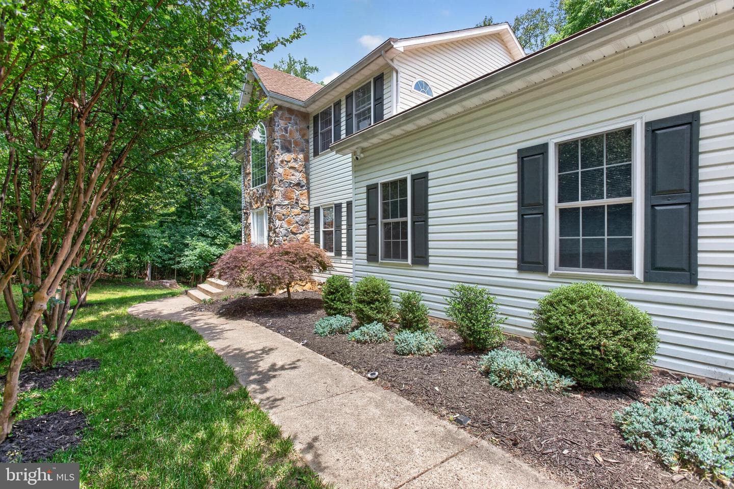 11 Holly Brooke Court photo 13