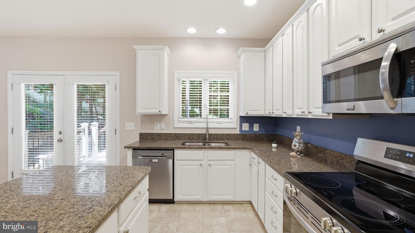 2311 Harpoon Drive photo 9
