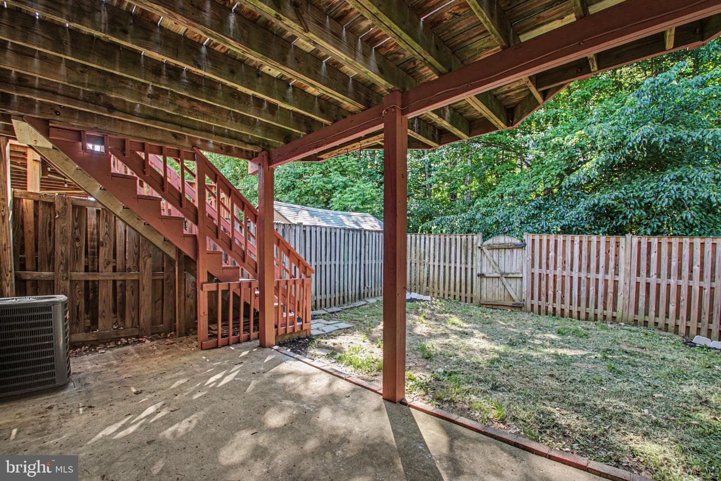404 Kings Crest Drive photo 33