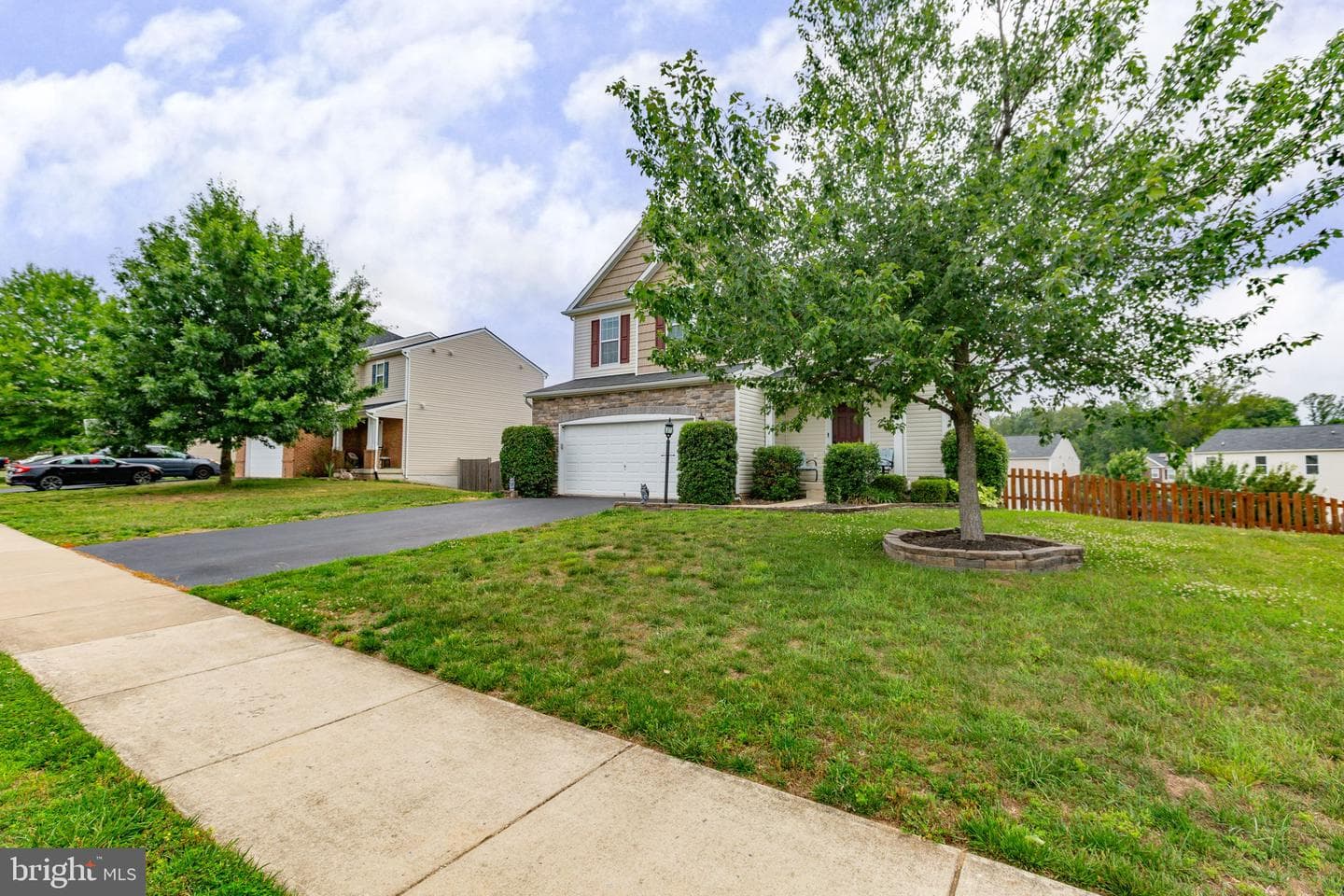 64 Charter Gate Drive photo 50