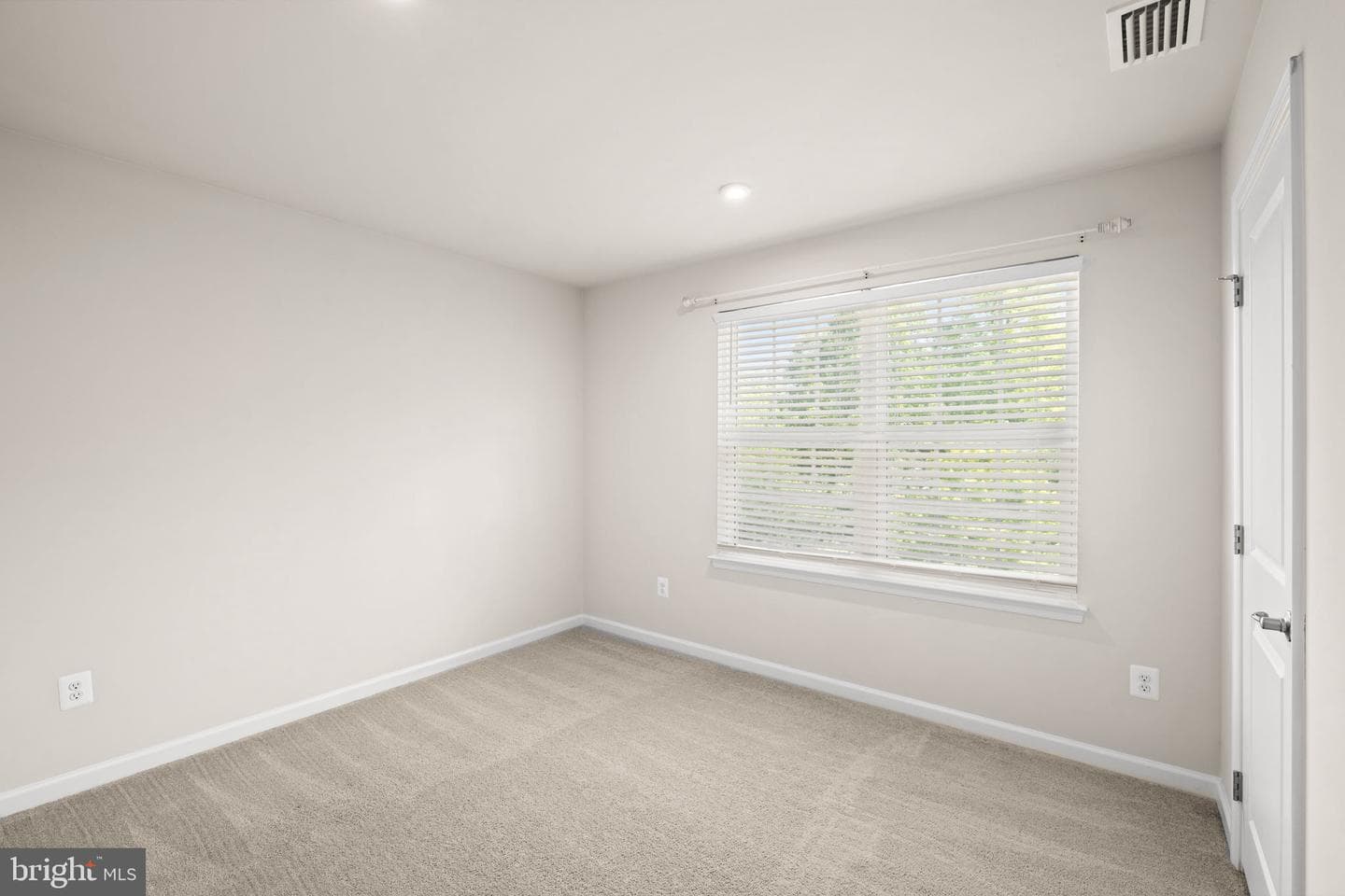 124 Brooke Village Drive photo 23