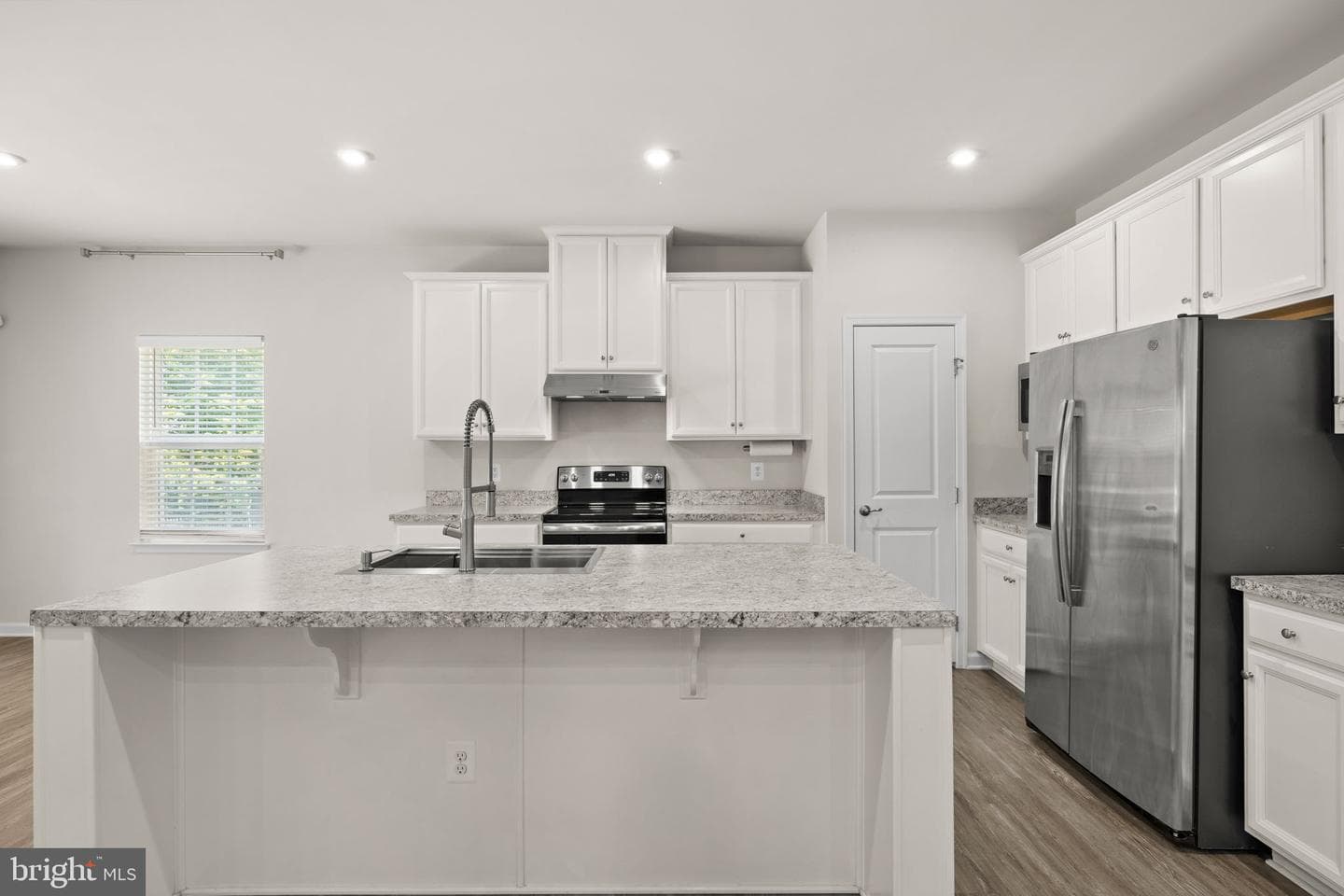124 Brooke Village Drive photo 8