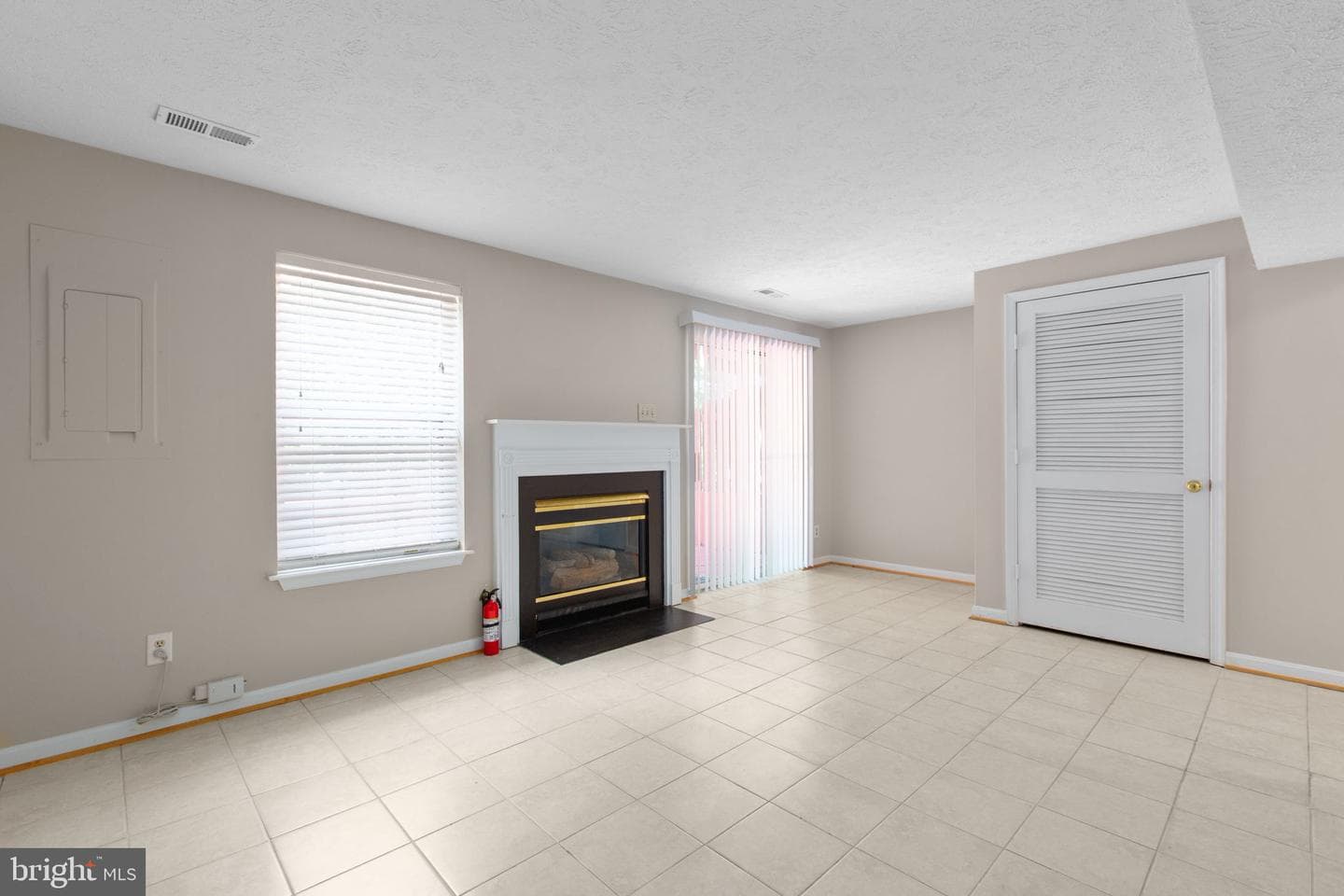 204 Sterling Court photo 36
