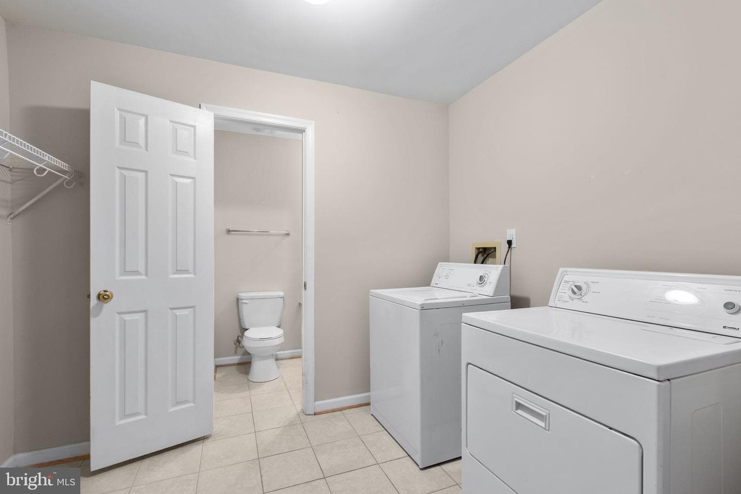 204 Sterling Court photo 46
