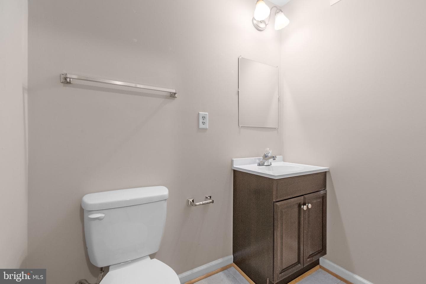 204 Sterling Court photo 47
