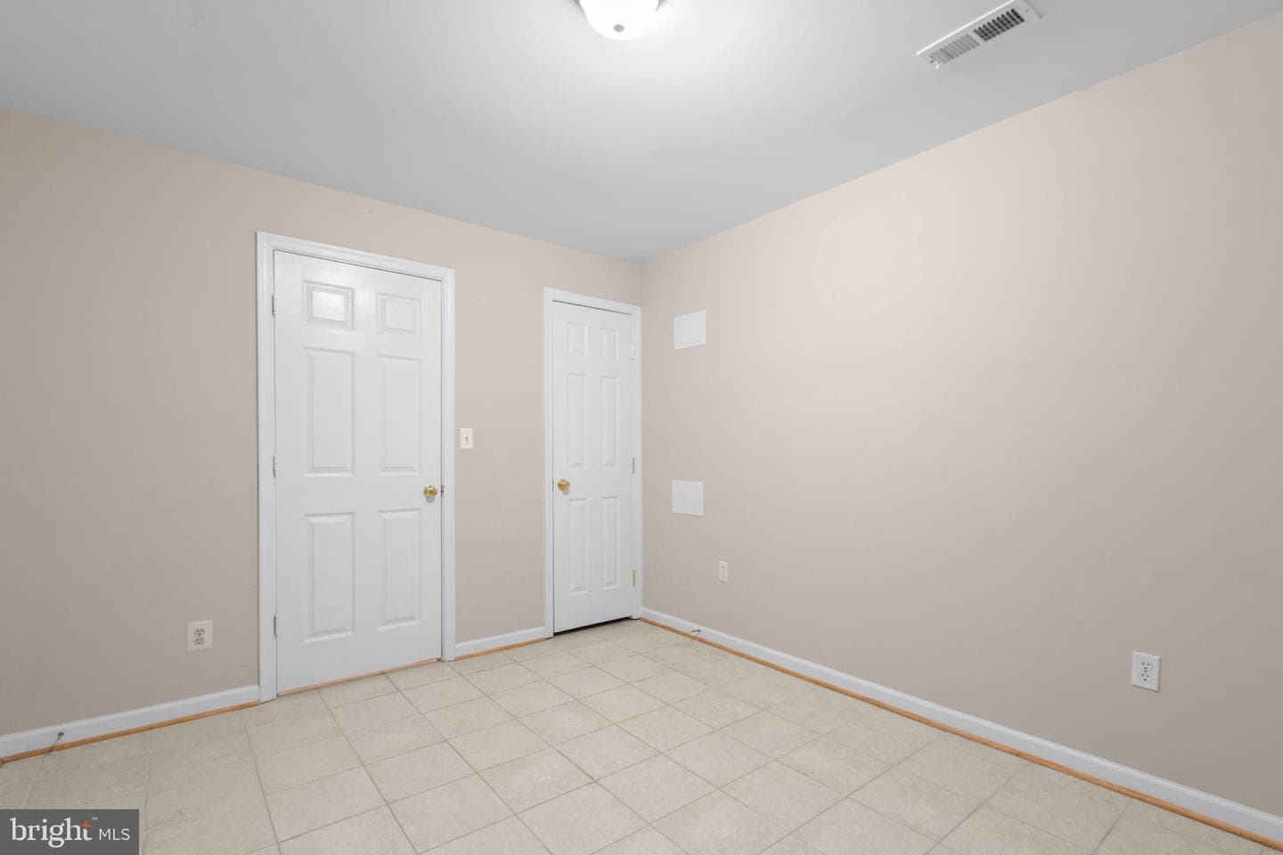 204 Sterling Court photo 51