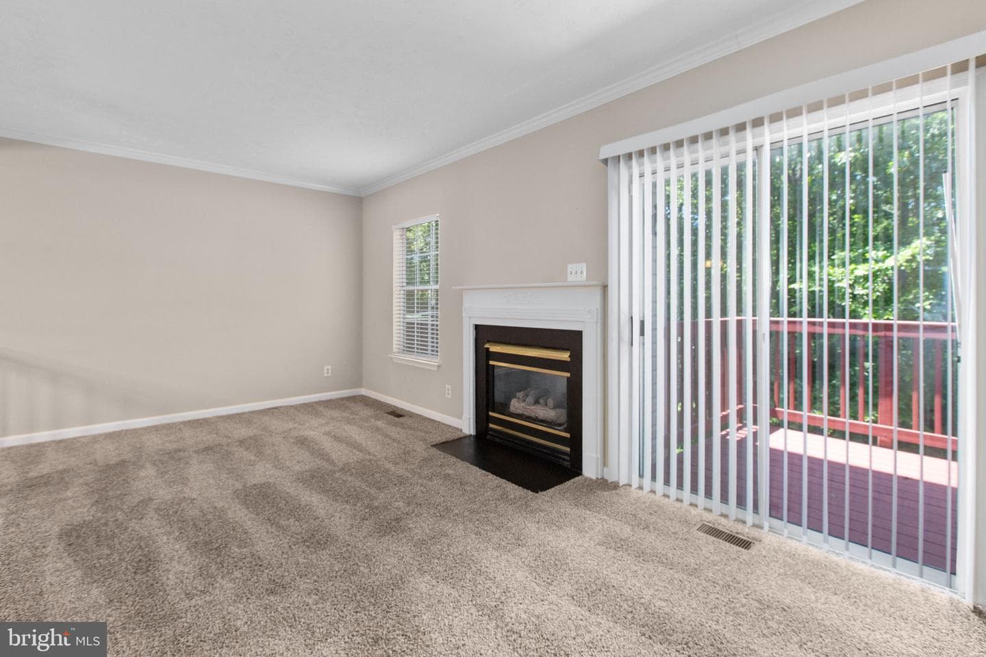 204 Sterling Court photo 9