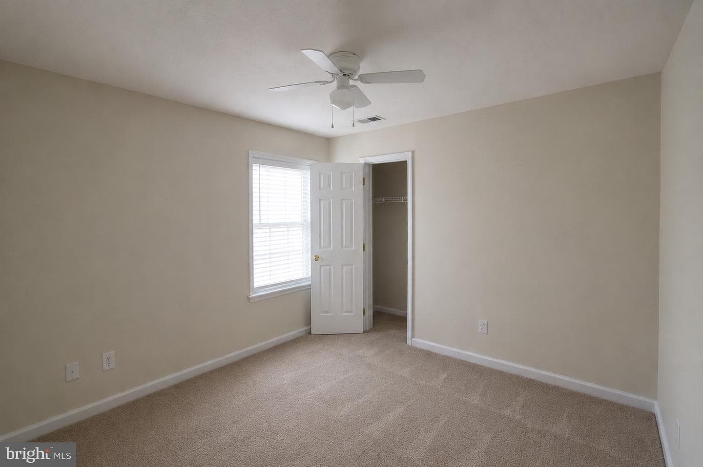 38 Hot Springs Way photo 11