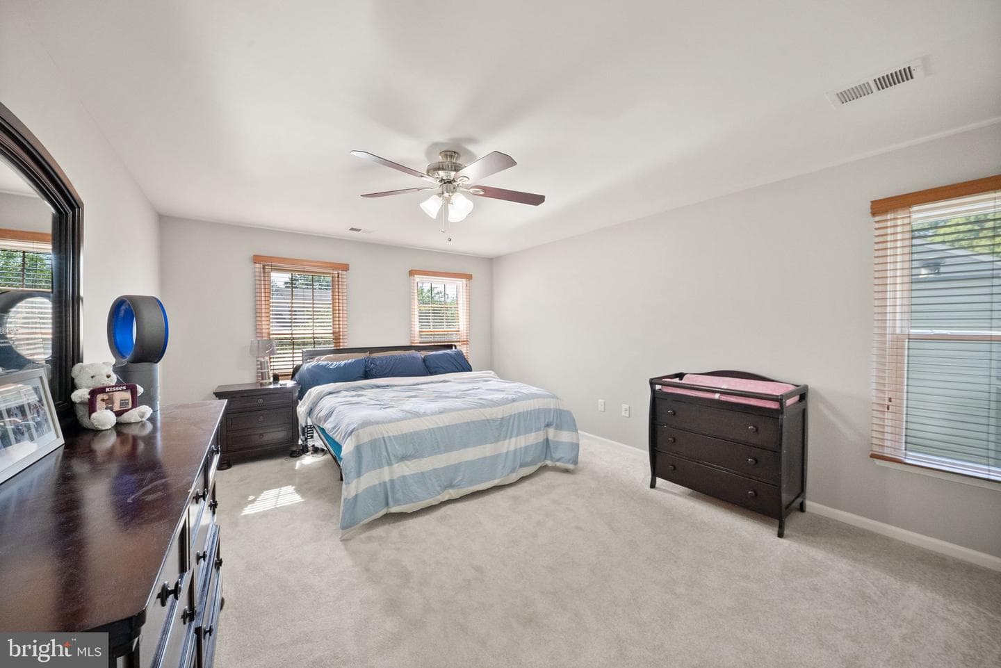8 Willow Glen Court photo 24